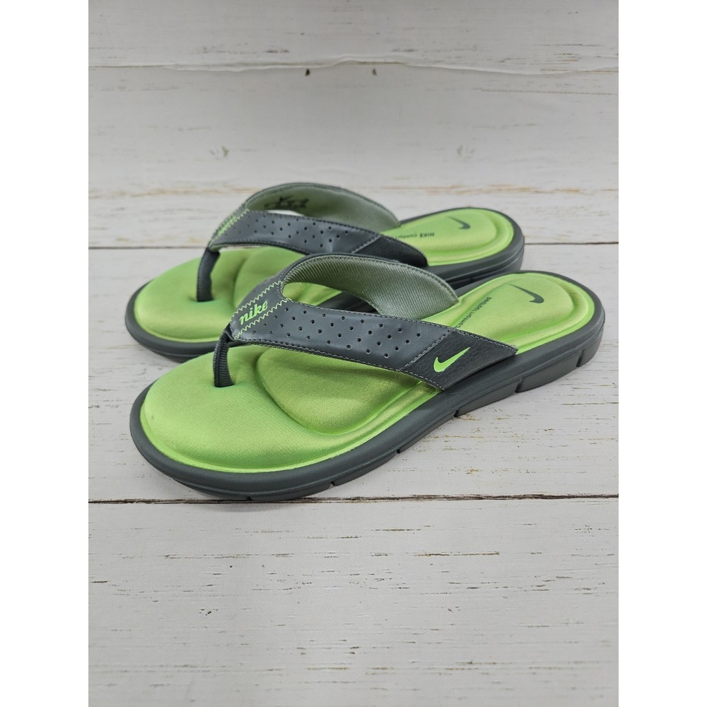 Nike Comfort Footbed Womens 7 Gray Green Thong Flip Flops Sandals Athletic